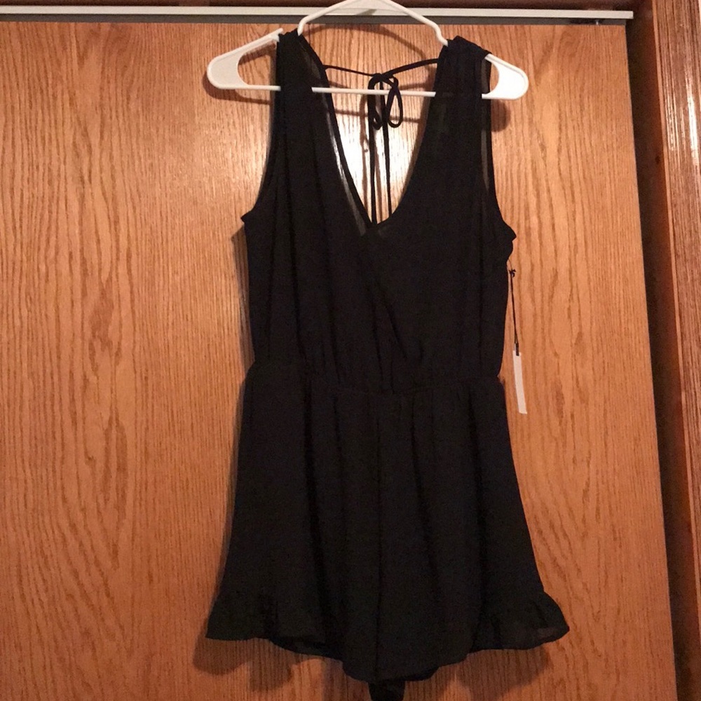 ASTR Romper NWT